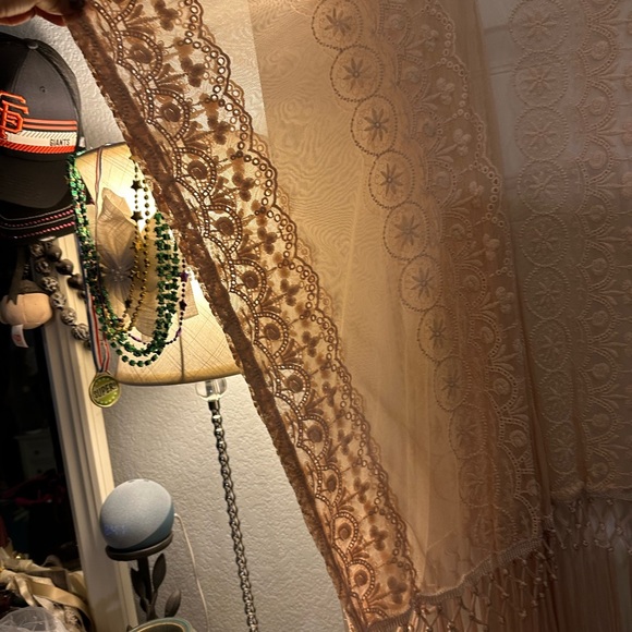 Forever 21 lace kimono with tassel bottom - Picture 3 of 3